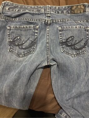 Light Blue Women's Denim Jeans with Back Pocket Embroidery